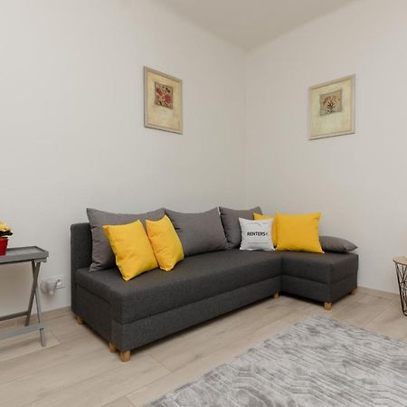 Raclawicka Cozy Studio Apartment By Noclegi Renters Варшава Екстериор снимка